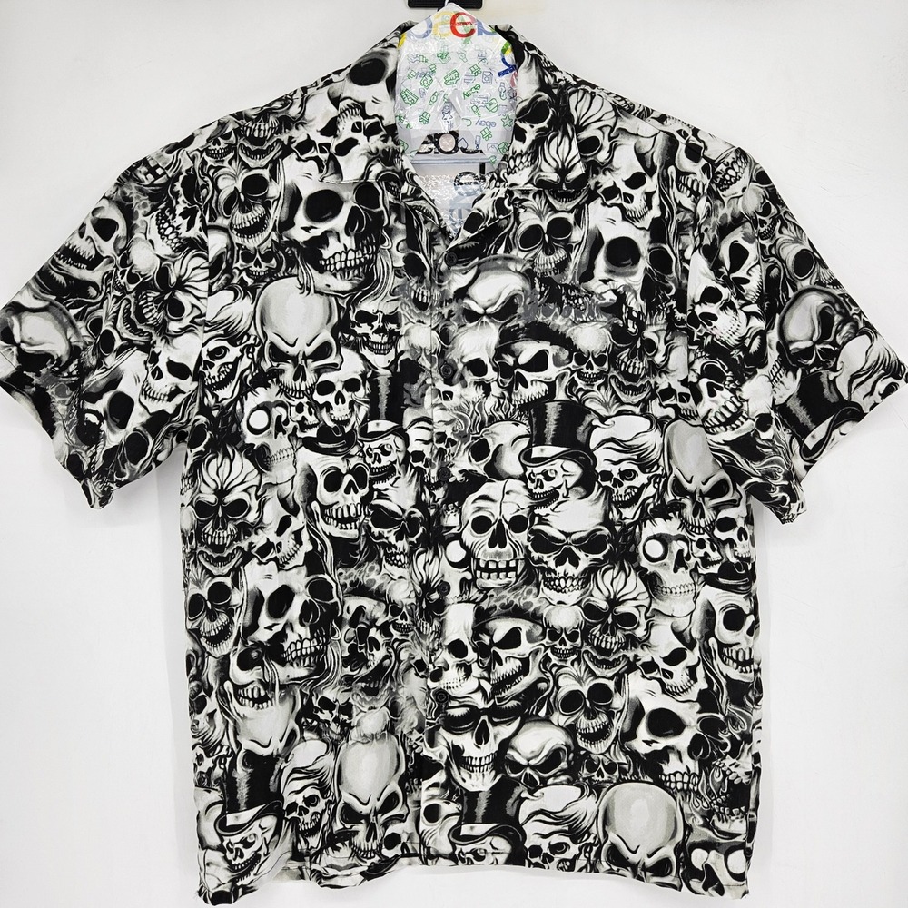 Vintage Sapphire Lounge Shirt Mens 2XL Button Up Skulls All Over Print